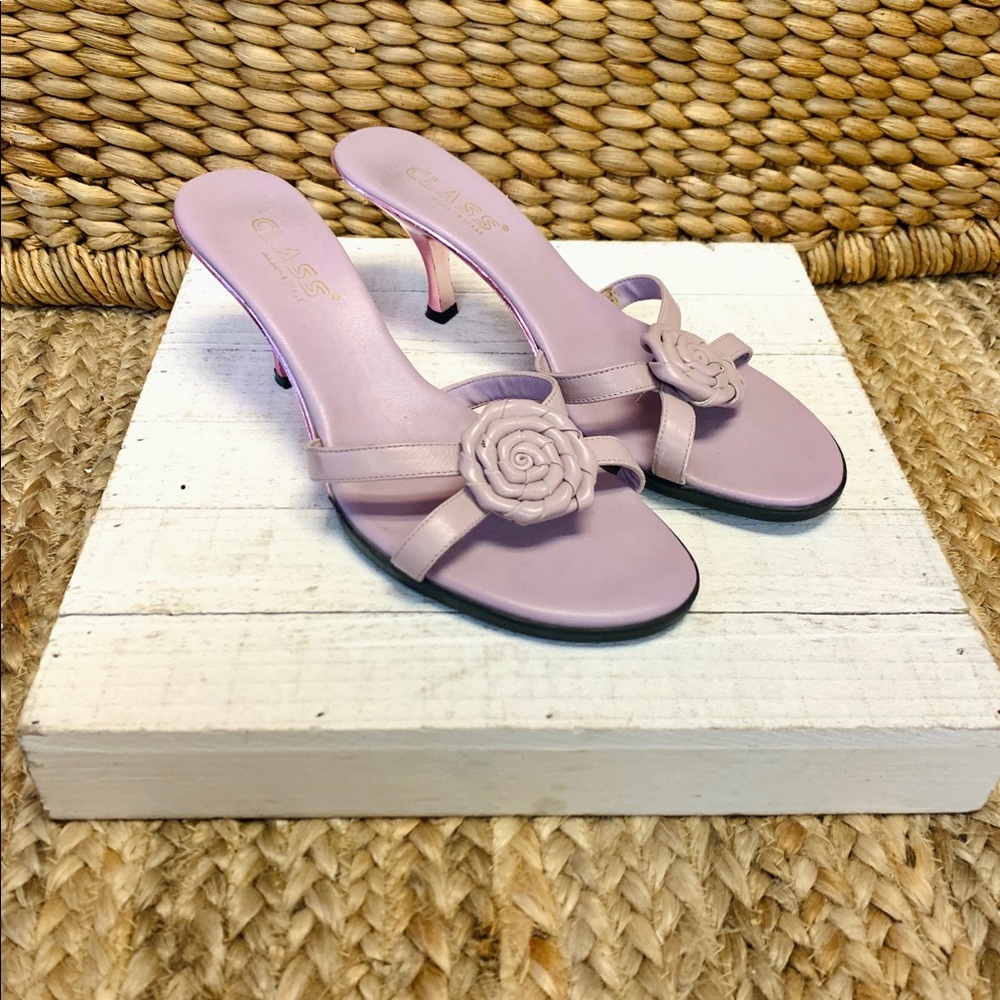 Lilac Flower Kitten Heels | Size 8